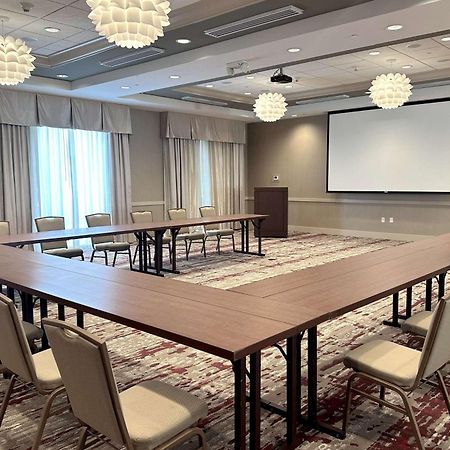 Hilton Garden Inn Олэт Экстерьер фото