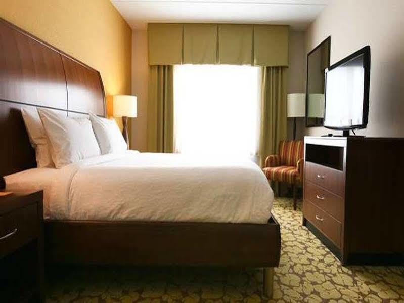 Hilton Garden Inn Олэт Экстерьер фото